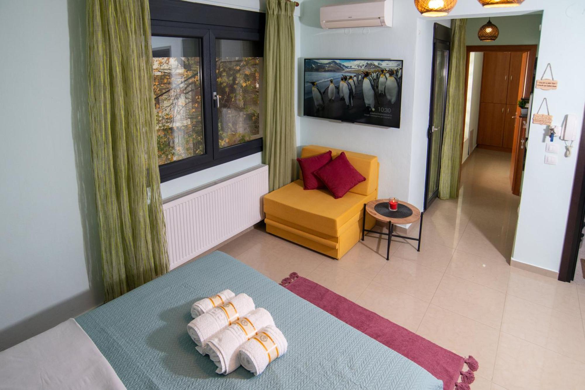 & Riverfront 2 Apartment Edessa